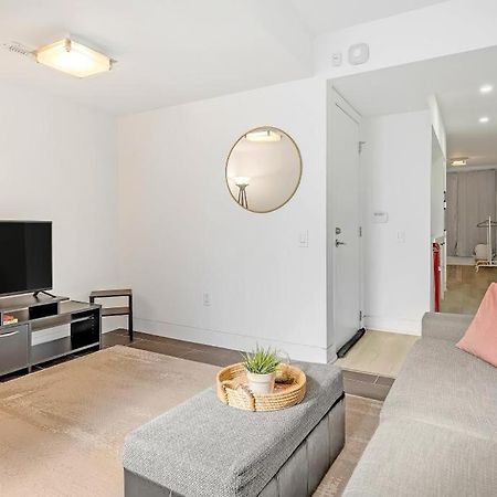 Suite In The Heart Of Downtown 多伦多 外观 照片