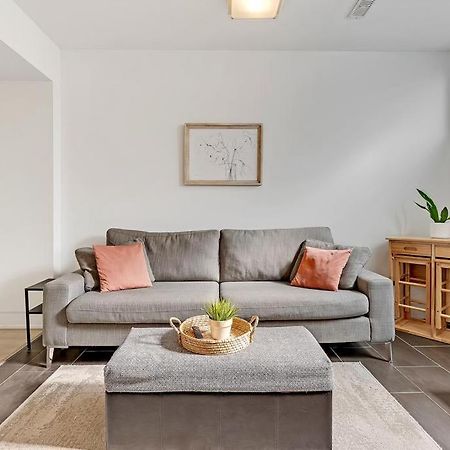 Suite In The Heart Of Downtown 多伦多 外观 照片